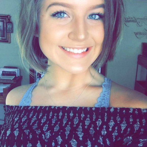 Meet your Posher, Eleanor - Picture 1 of 1